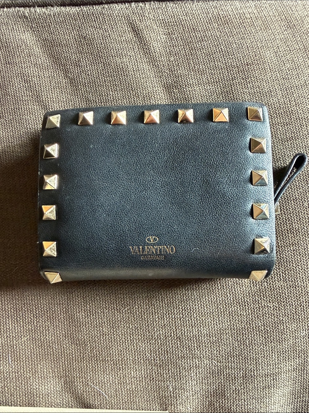Valentino Garavani Black Leather Rockstud Zip Wallet with Gold Hardware